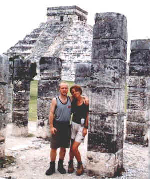 Erika & Markus in Chichen-Itza Yucatan, Mexiko